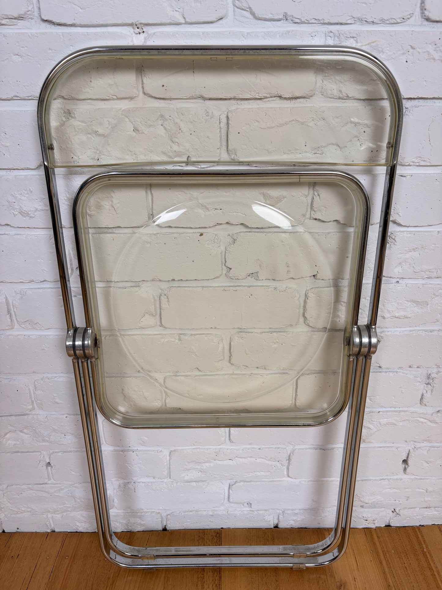 Vintage space aged designer folding chair by Giancarlo Piretti for Anonima Castelli