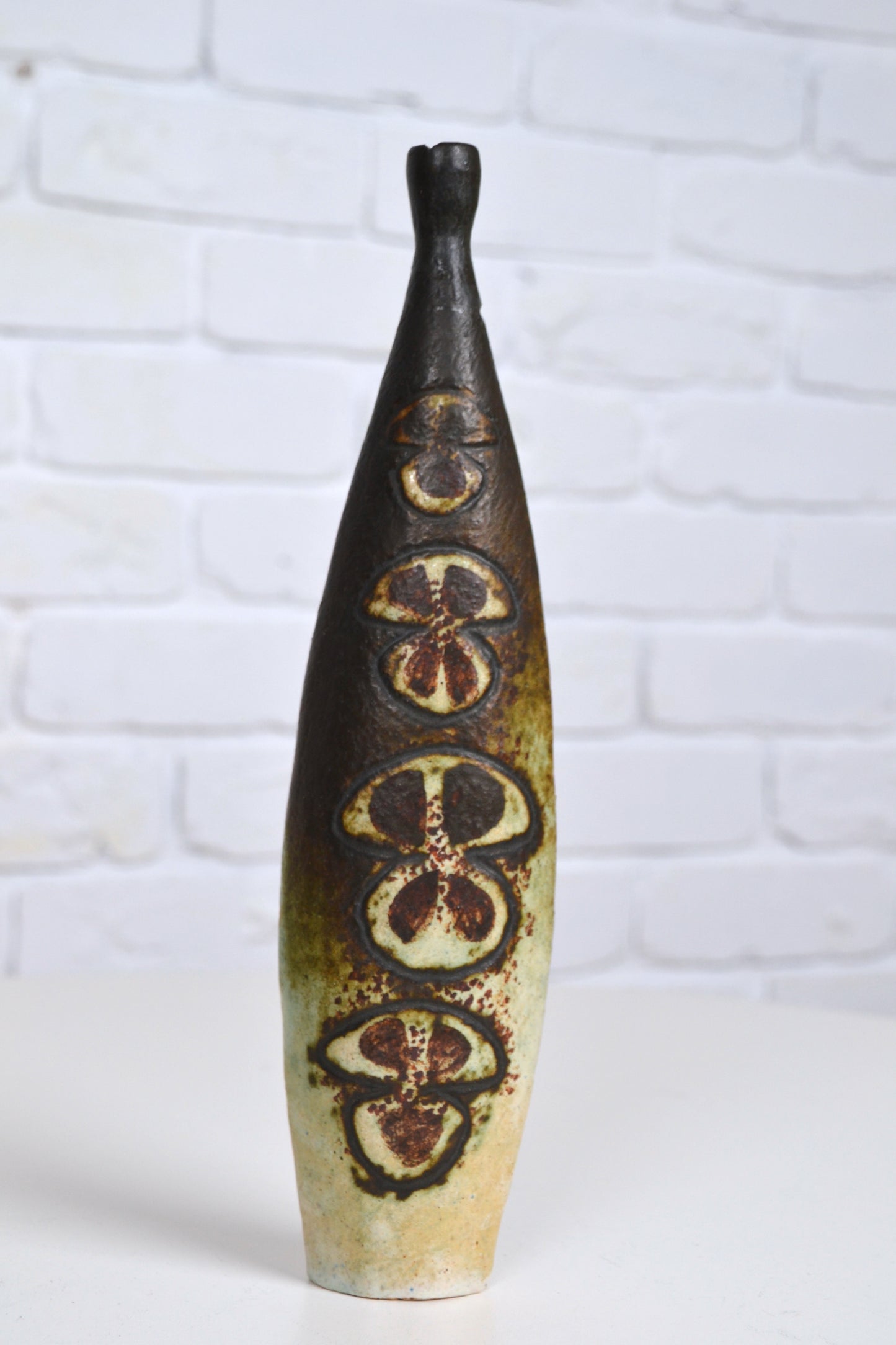 English Mid century collectable pottery / ceramic vase By Molly Winterburn
