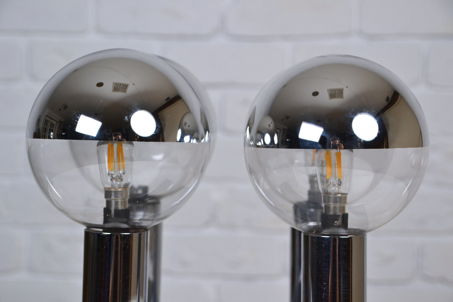 Stunning vintage 1970s mirror globe table lamp / wall lamp by Motoko Ishii