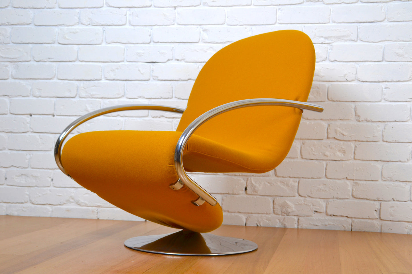 Verner Panton 123 Lounge swivel armchairs Fritz Hansen Denmark 1975 RESTORED Eco wool
