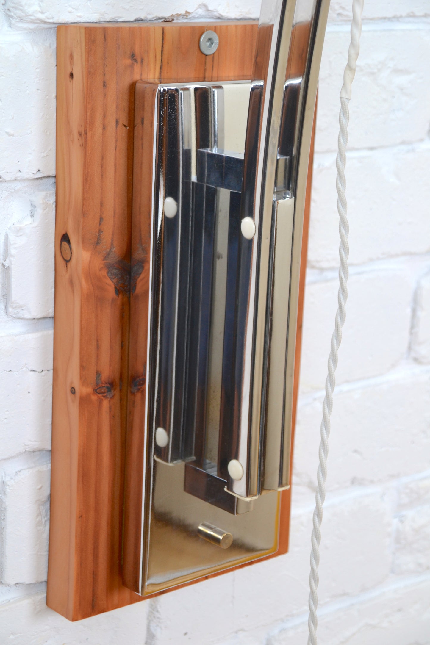 Vintage Italian space aged Arc wall lamp - Gofferdo Reggiani