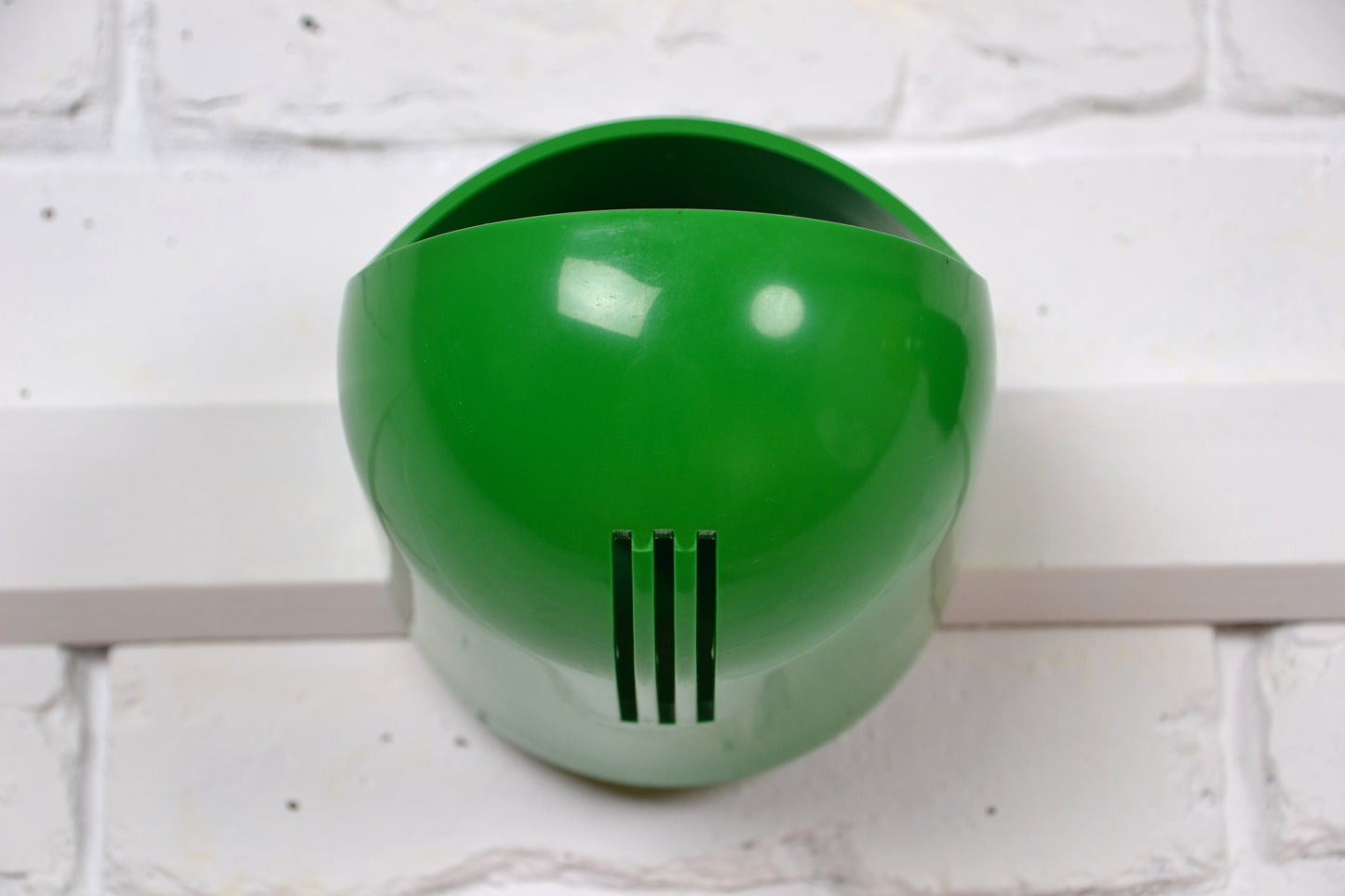 Pair Italian space aged green wall lights / boxed by Makio Hasuike for Gedy