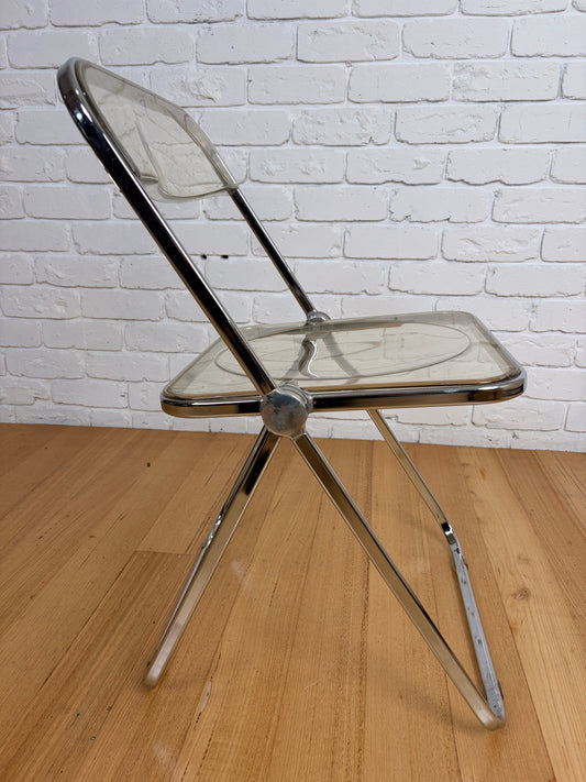 Vintage space aged designer folding chair by Giancarlo Piretti for Anonima Castelli