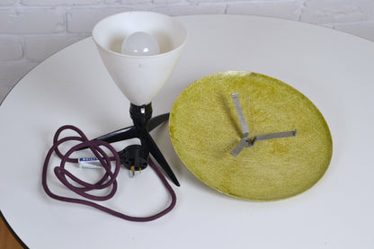 Mid century UFO saucer Fibreglass table lamp