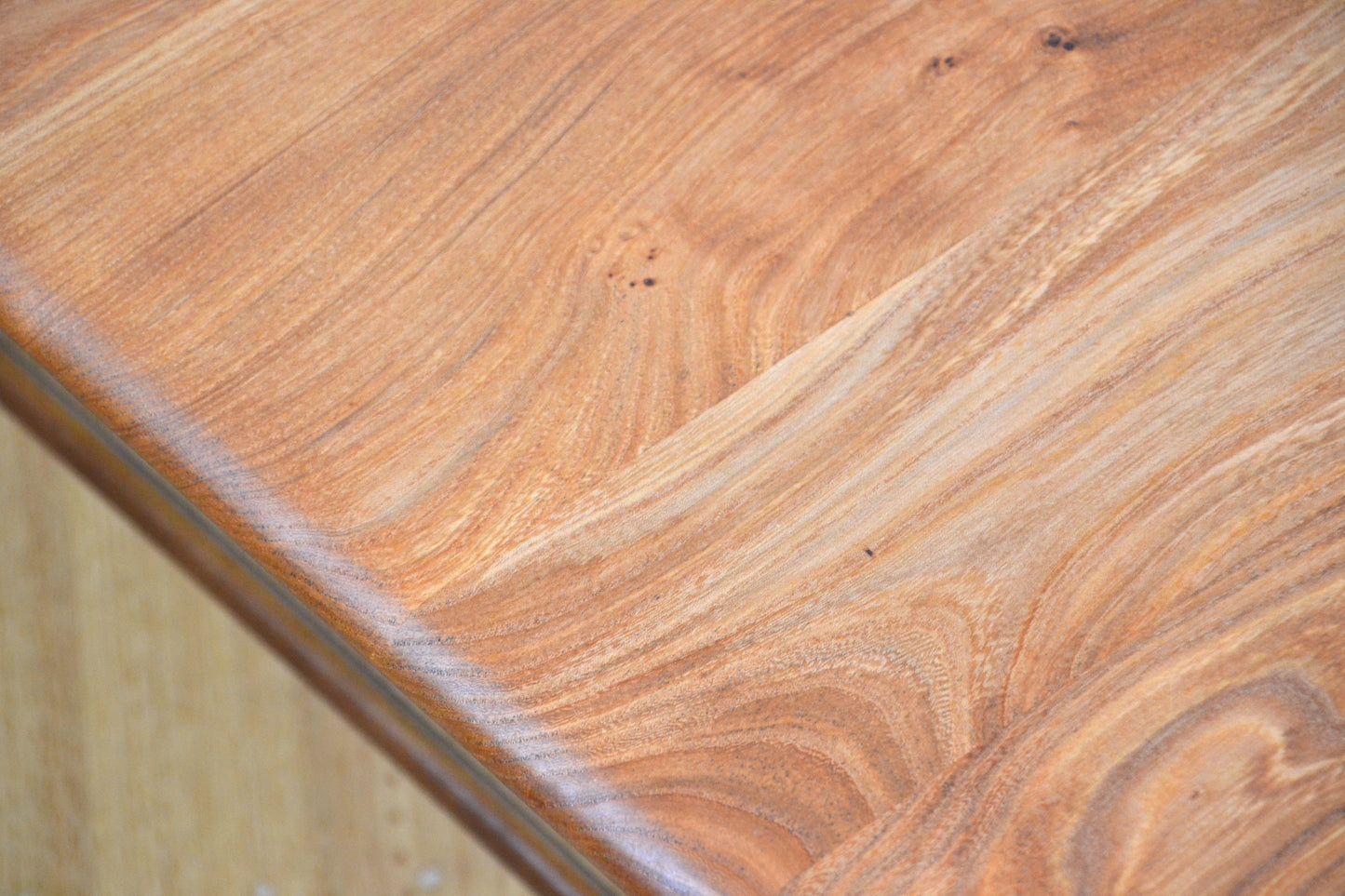 Rare Mid century drop leaf extension coffee table by Ercol - British mcm restored Elm / Beech