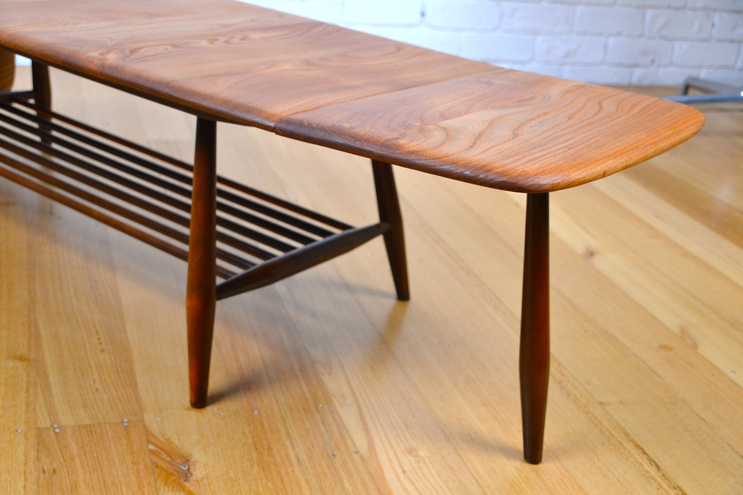 Rare Mid century drop leaf extension coffee table by Ercol - British mcm restored Elm / Beech