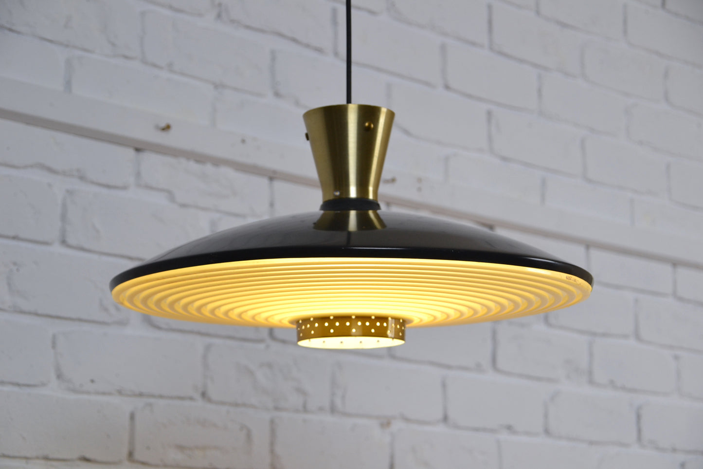 Mid Century pendant ceiling light / BECO 350 Don Brown / Brown Evans & Co