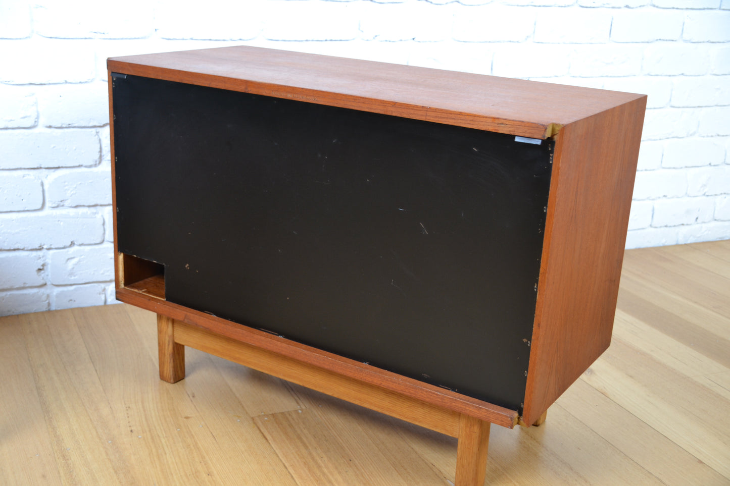 Vintage Danish Teak low cabinet / record hi fi storage by Poul Cadovius