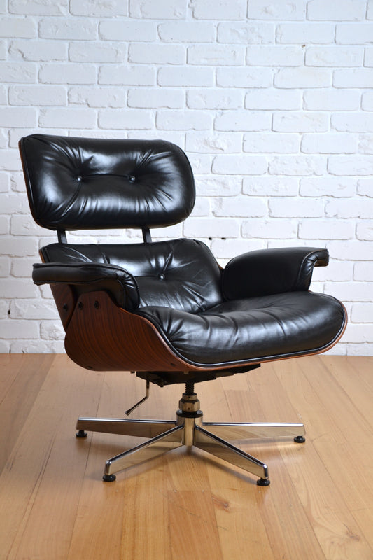 Vintage leather lounge recliner armchair Plycraft George Mulhauser / Eames