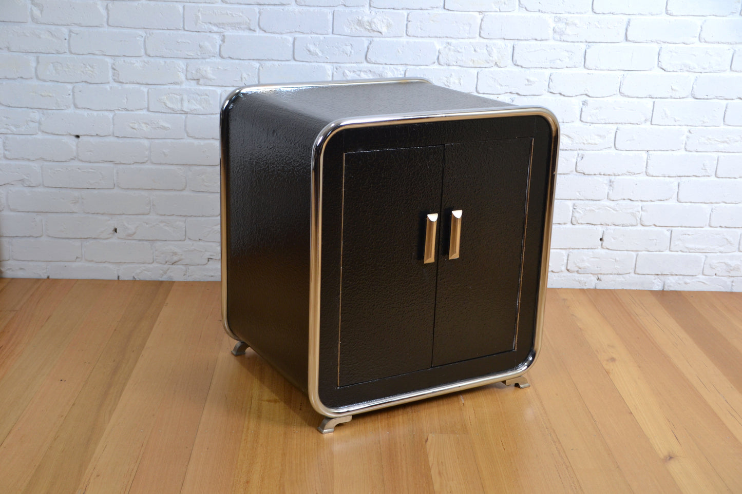 1920s Art Deco hi-fi / drinks cabinet / bedside chest - genuine Bauhaus era 100+years old