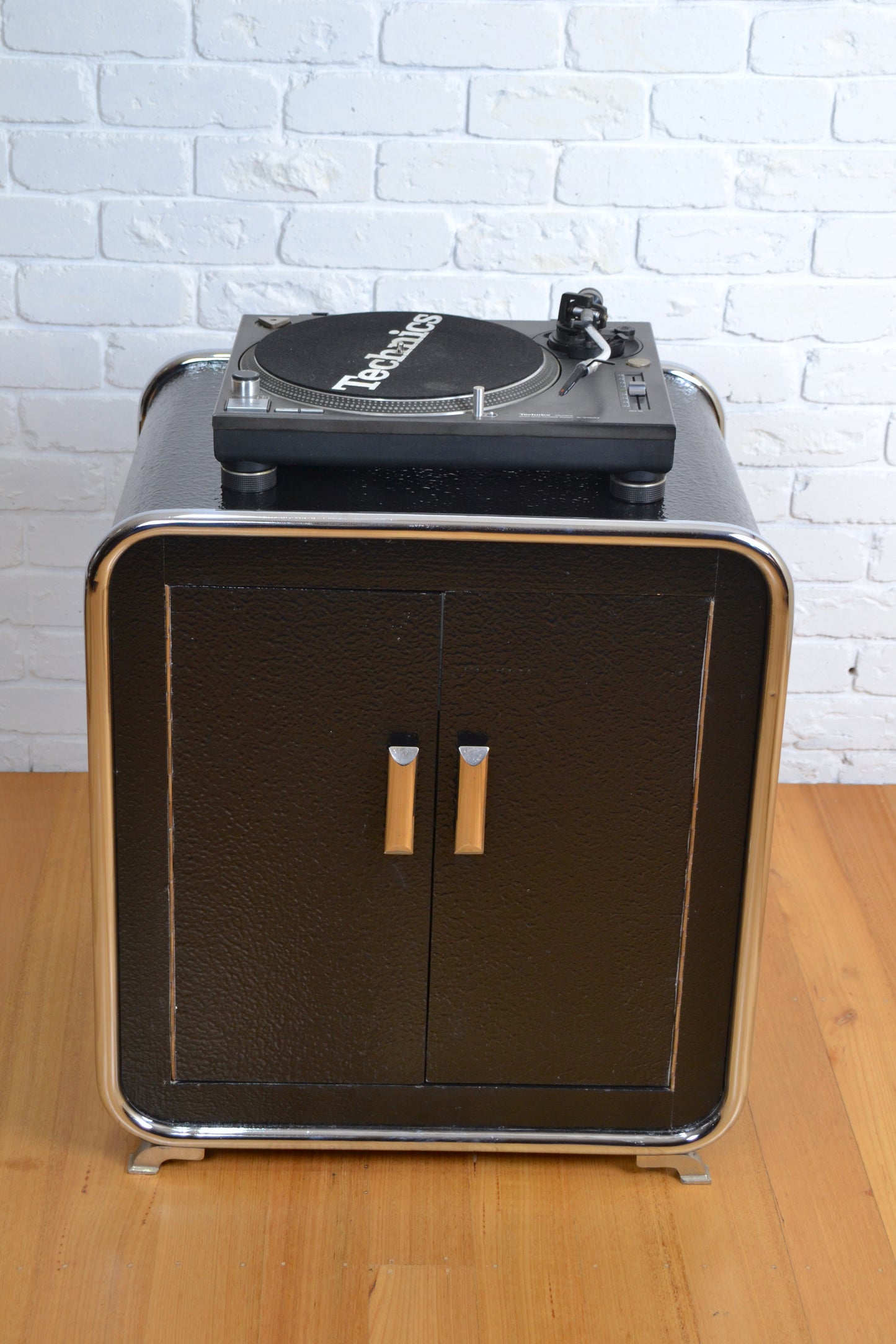 1920s Art Deco hi-fi / drinks cabinet / bedside chest - genuine Bauhaus era 100+years old