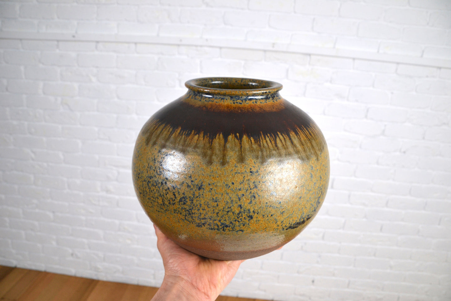 Large impressive vintage stoneware vase- stamped 'Nilsson'