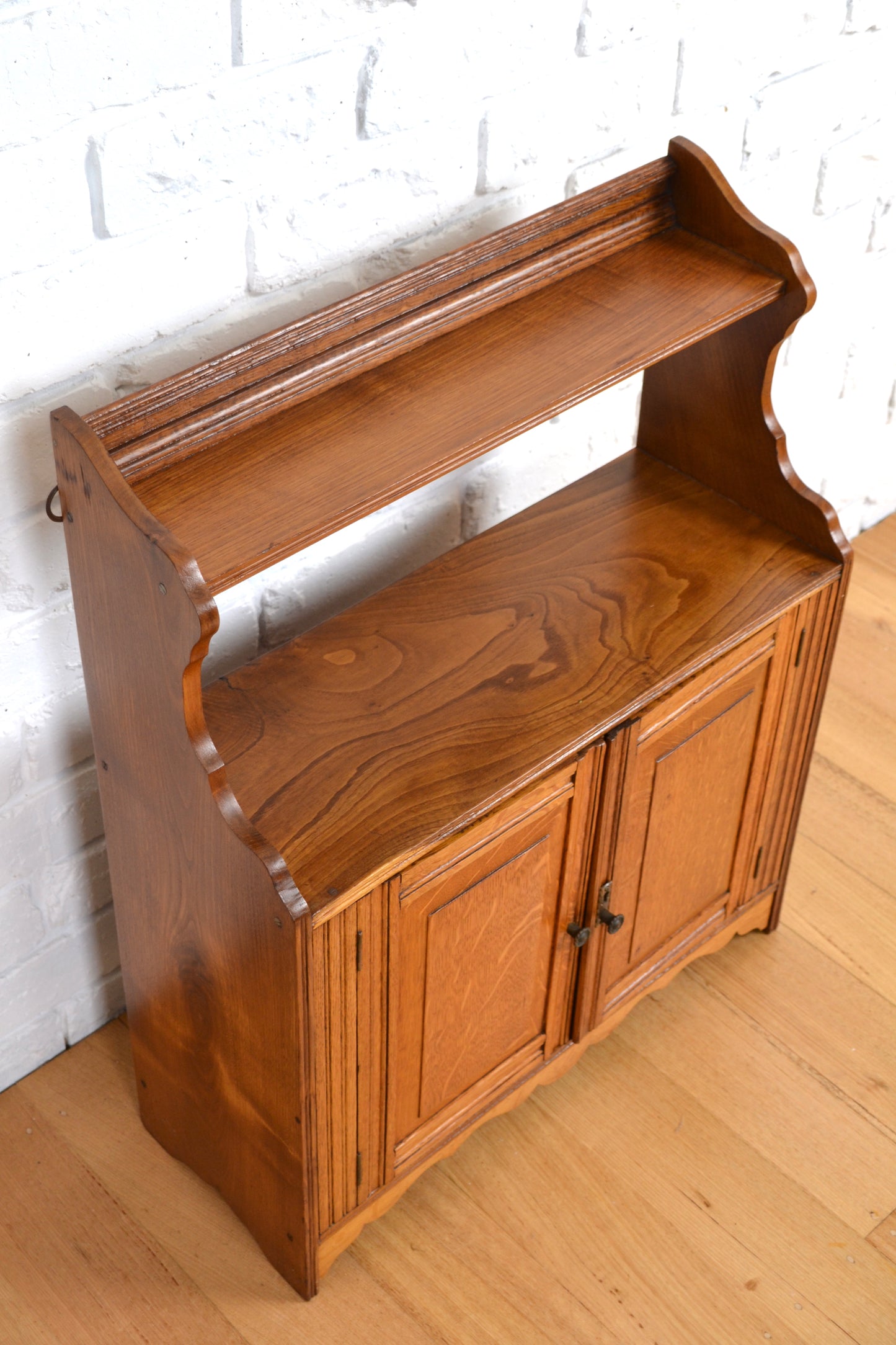 Small antique Oak cabinet / kitchen wall unit