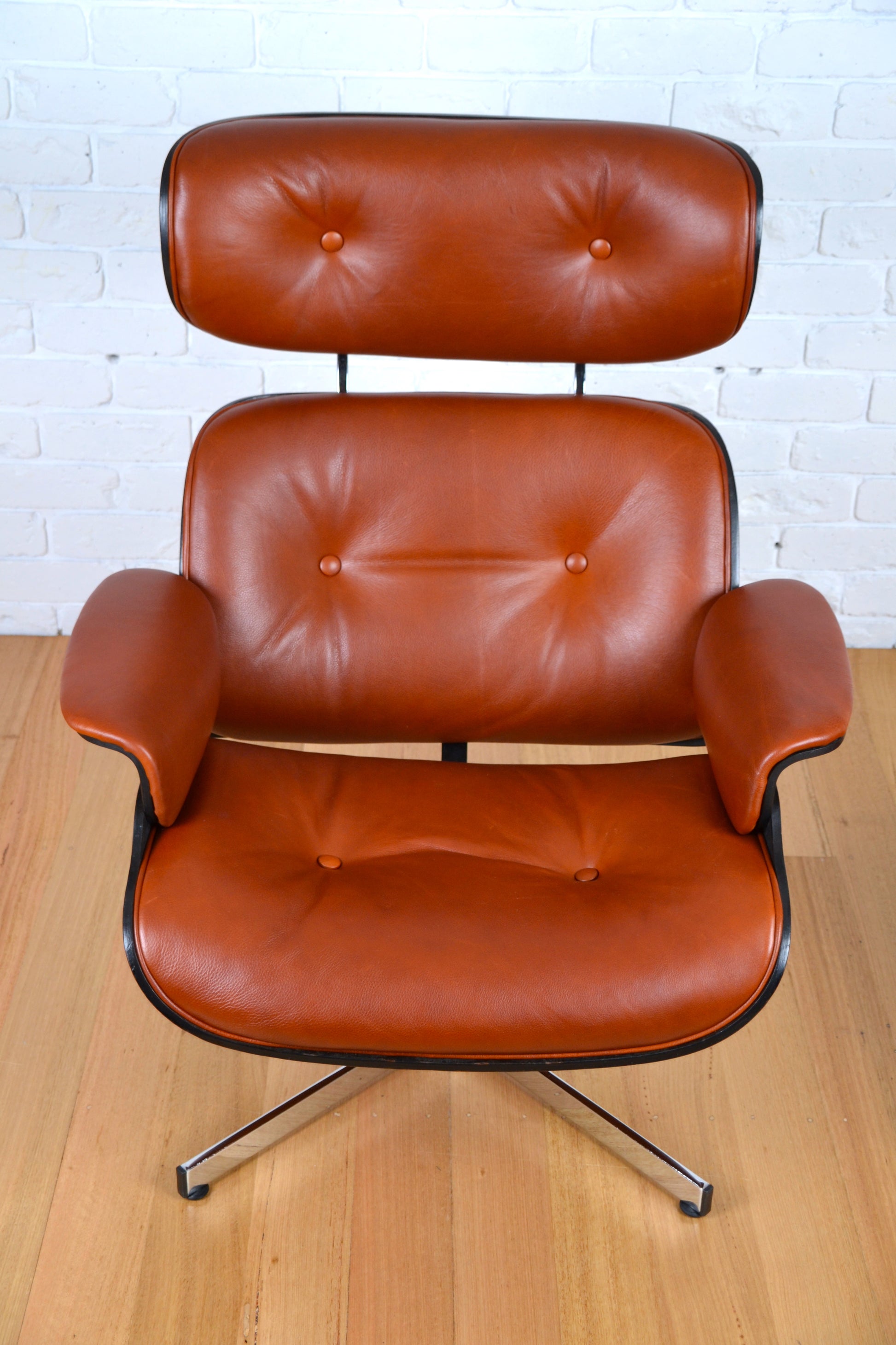 Mid century leather lounge armchair / footstool Plycraft George Mulhauser / Eames - Restored