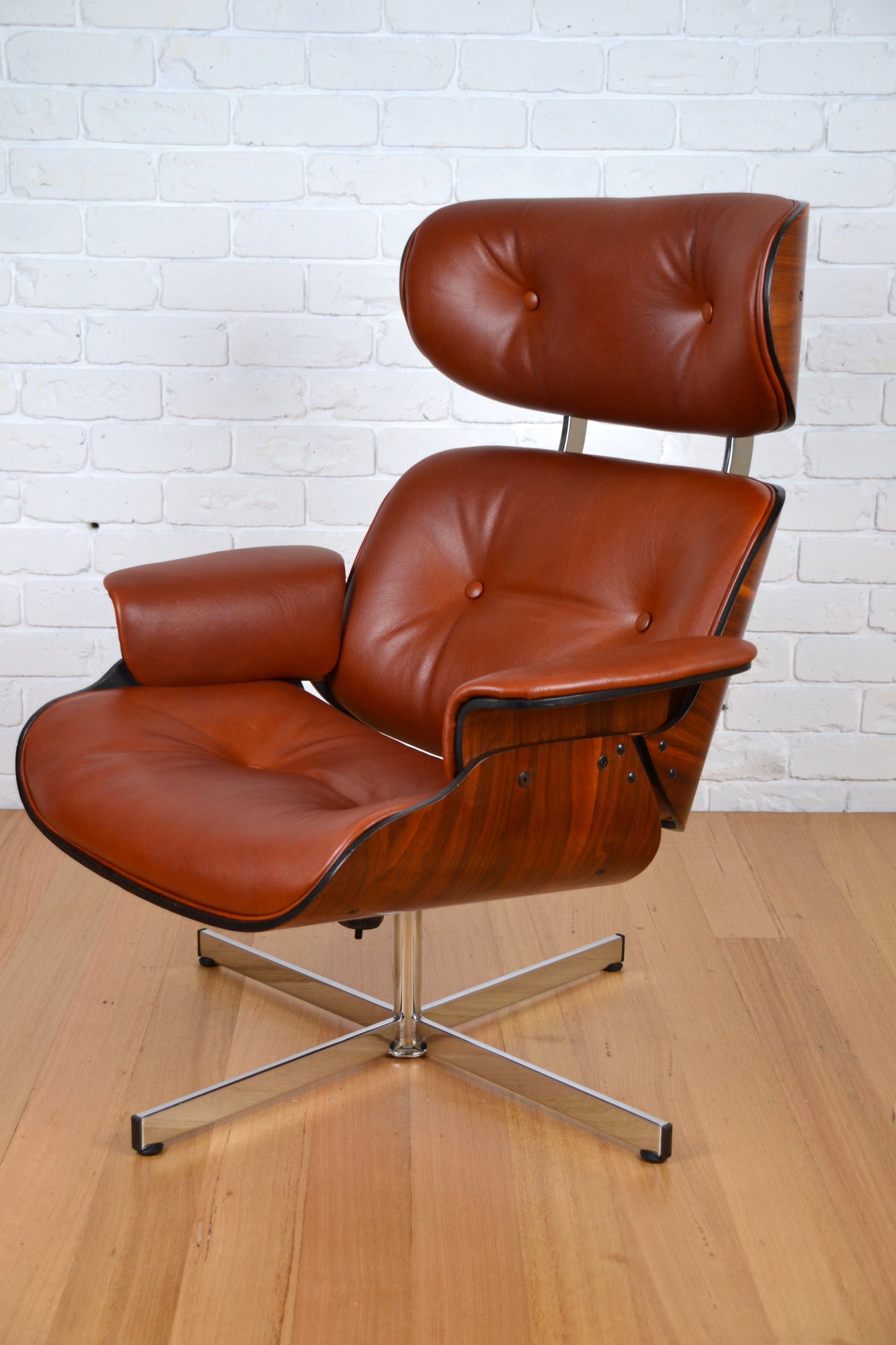 Mid century leather lounge armchair / footstool Plycraft George Mulhauser / Eames - Restored