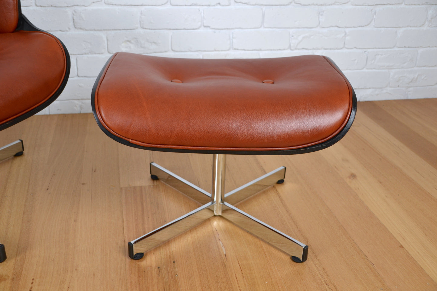 Mid century leather lounge armchair / footstool Plycraft George Mulhauser / Eames - Restored