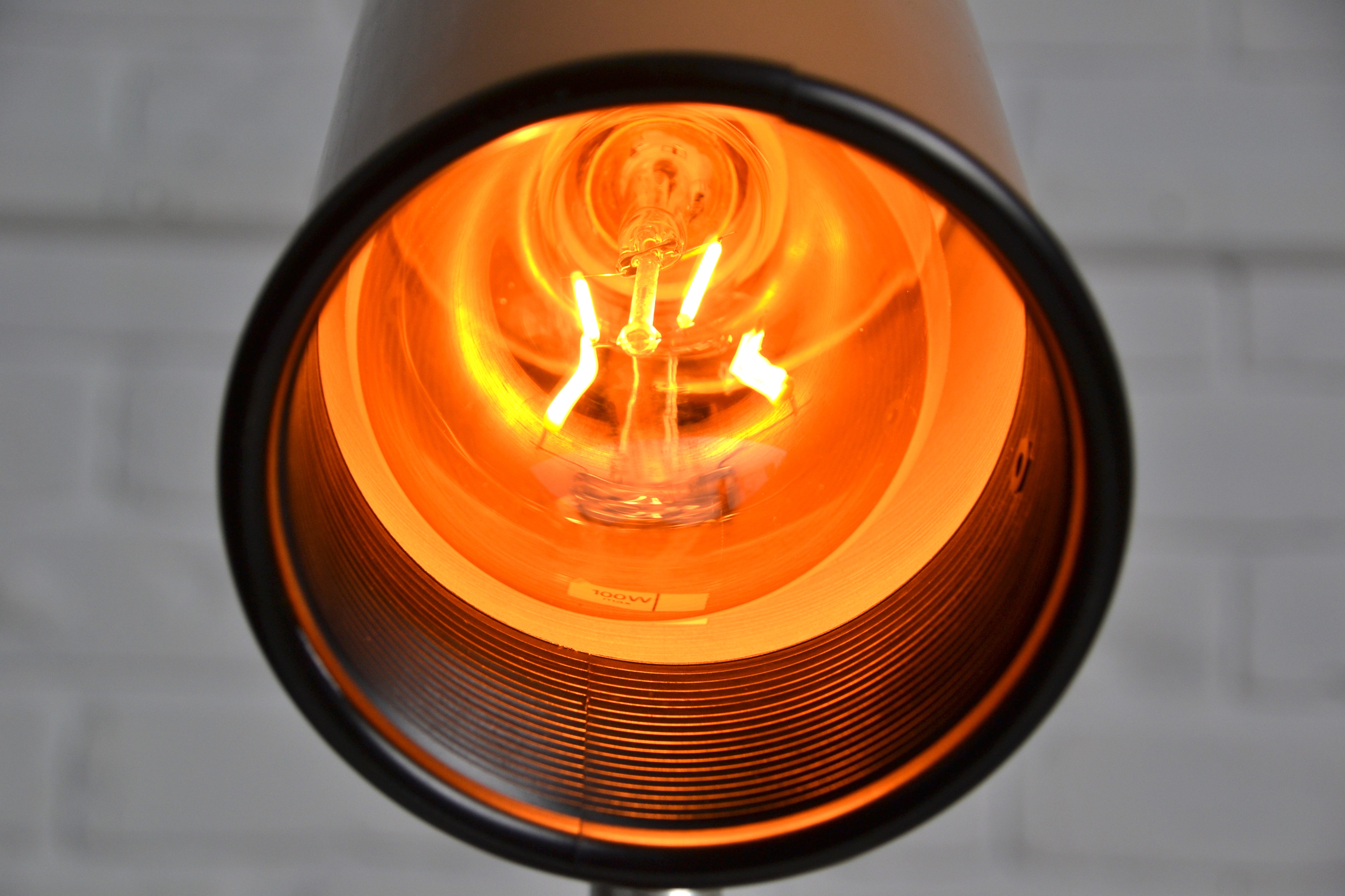 Vintage telescopic table lamp by Studio FPM in Caramel hue