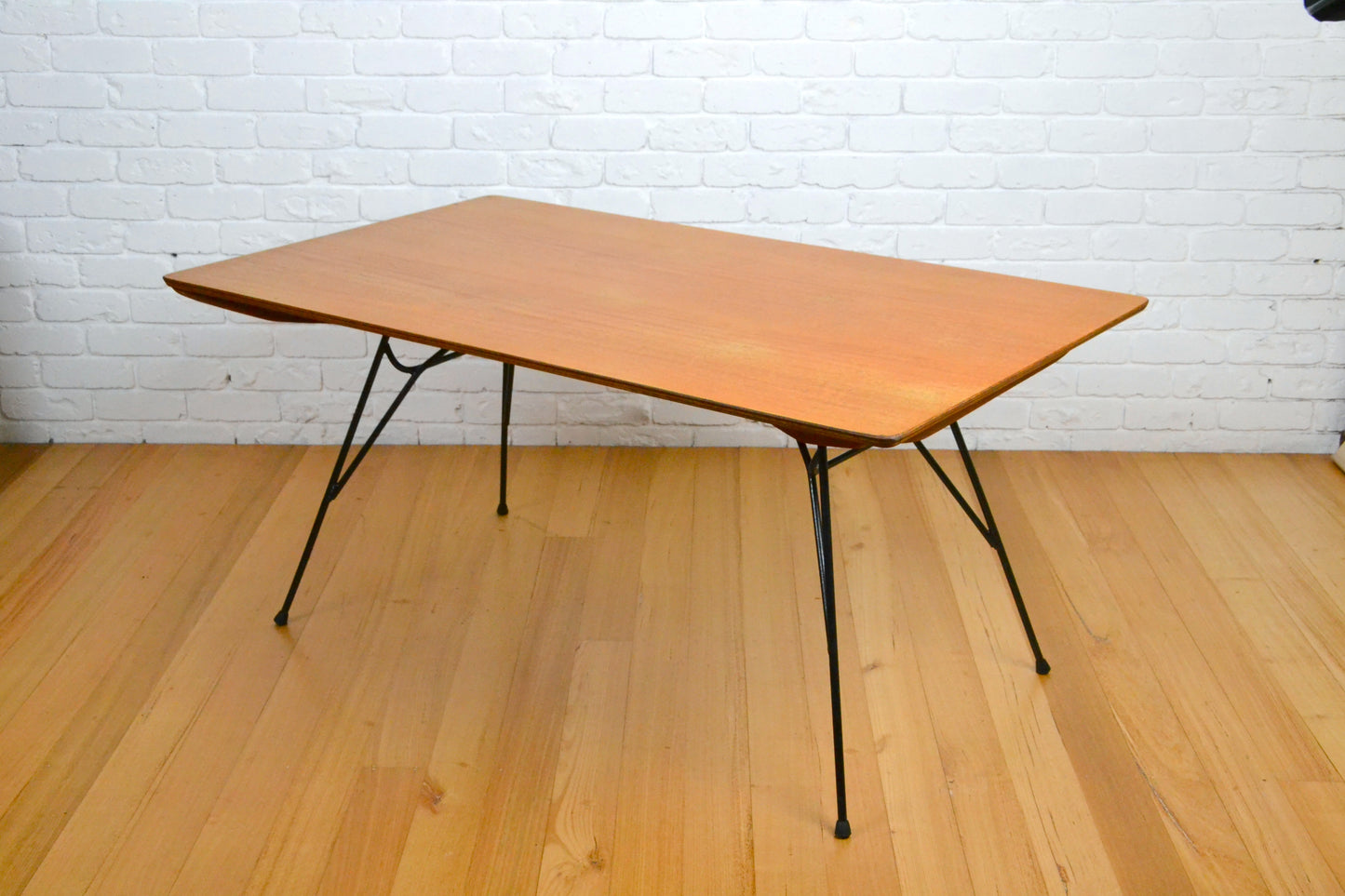 Mid century modern steel rod table - Meadmore / Hirst style