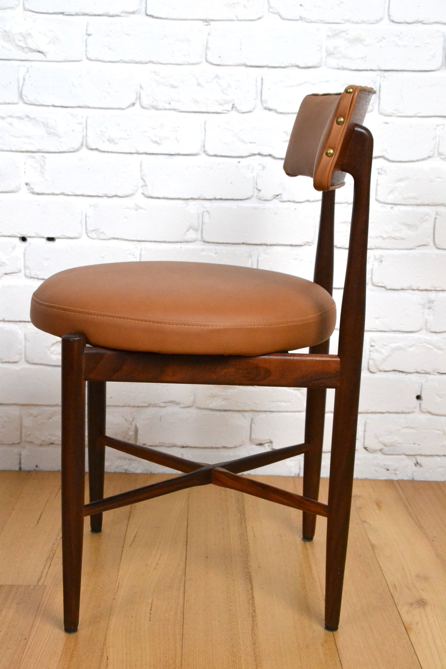 Mid century dining chairs Victor Wilkins for G-Plan England Rosewood & Teak / new upholstery
