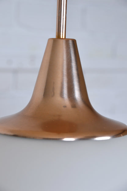 Mid century UFO glass pendant- excellent condition