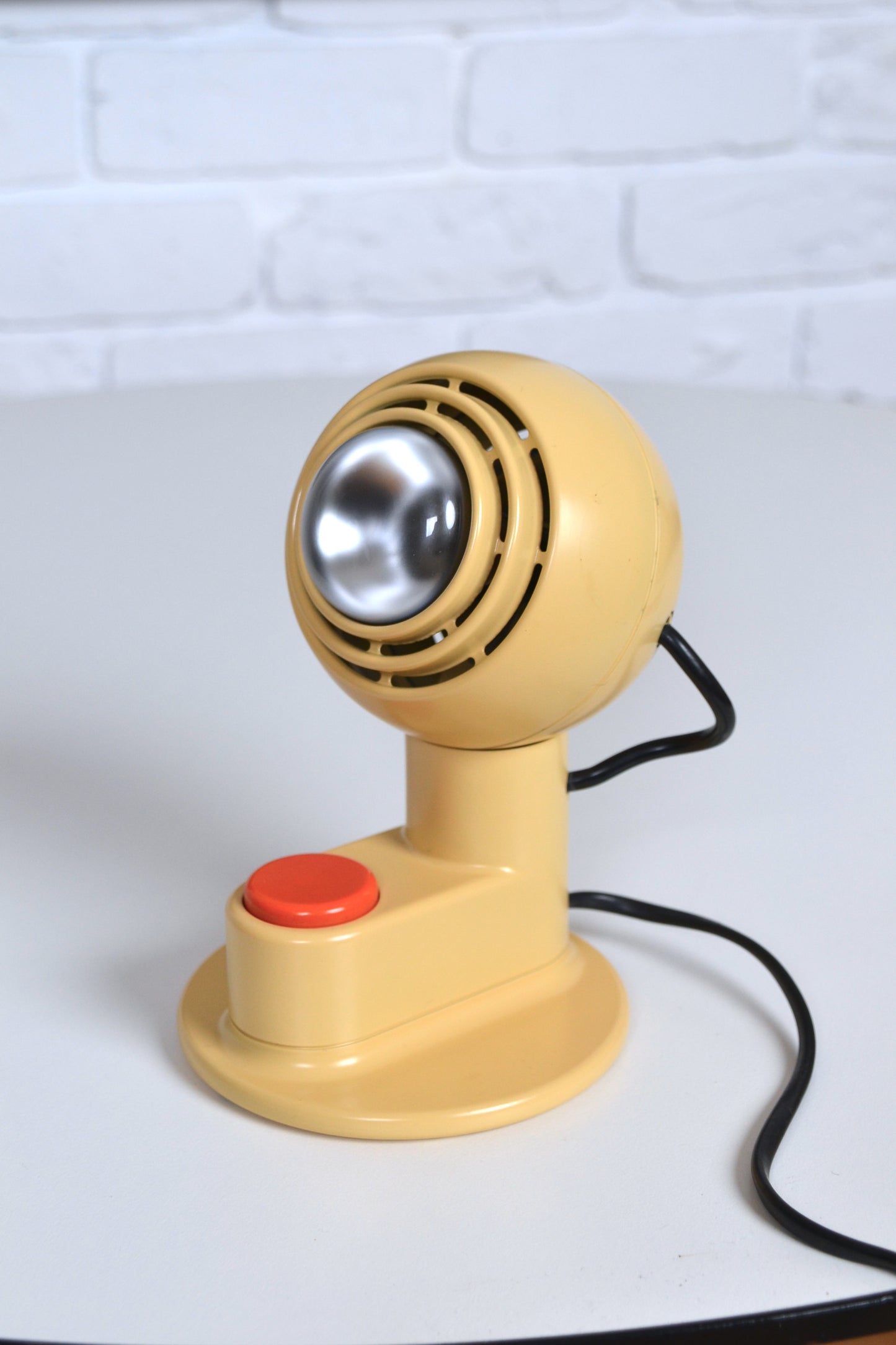 Rare* Vintage Space aged German eyeball table lamp OSRAM Concentra Agilo