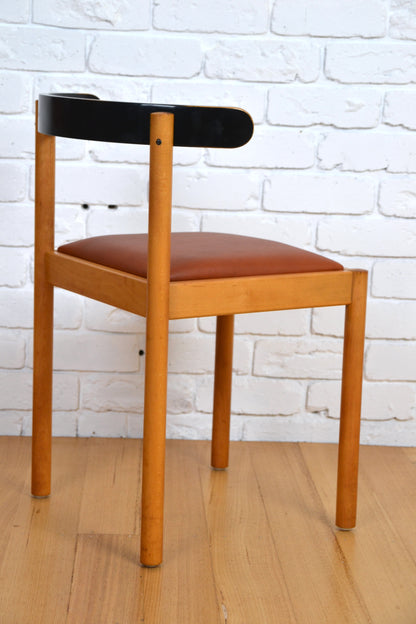 Danish dining chair - restored in tan leather by Hyllinger Mobler