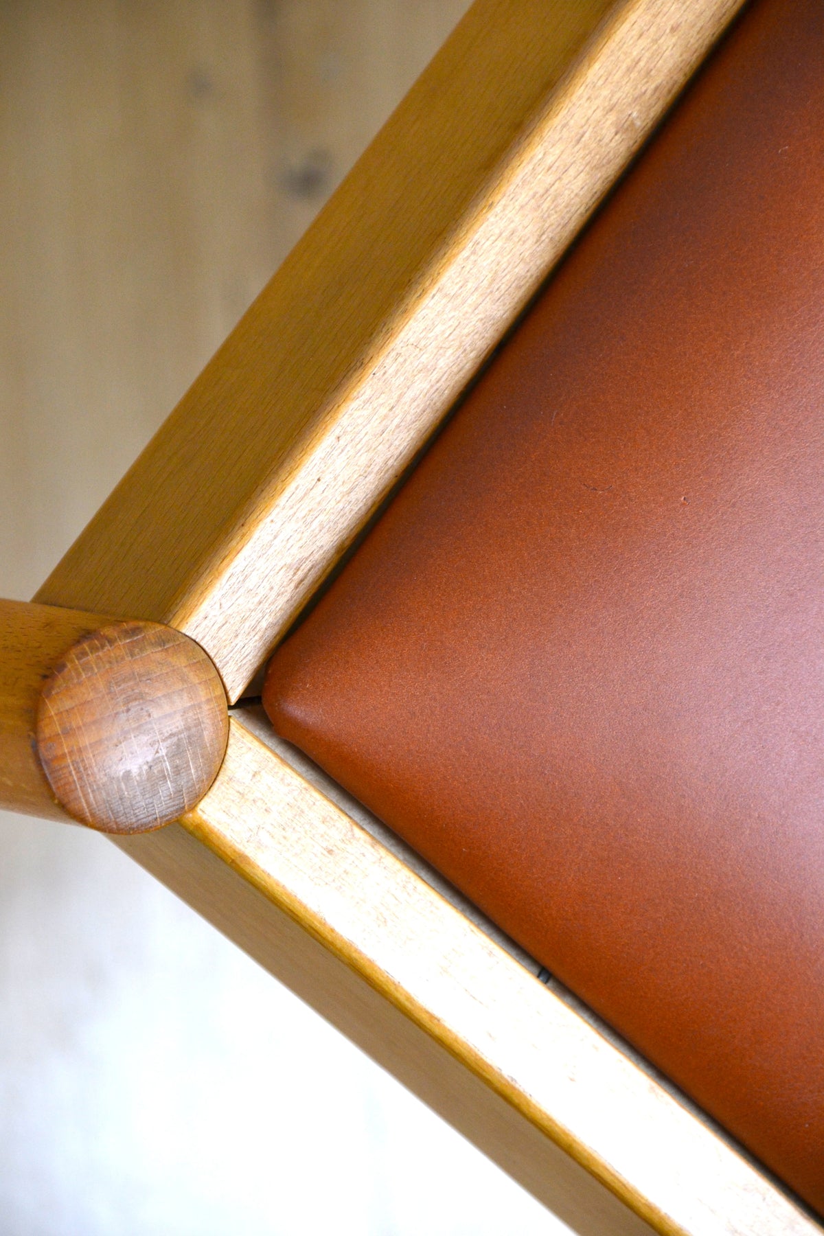 Danish dining chair - restored in tan leather by Hyllinger Mobler