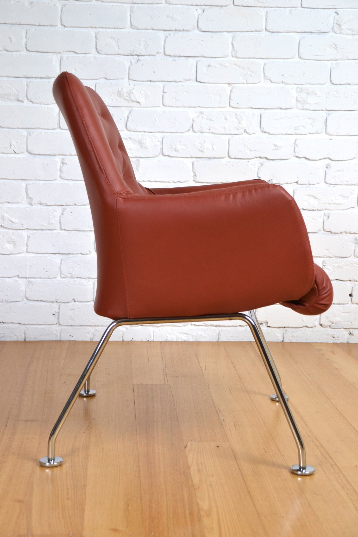 Vintage Swedish Tan leather modernist 'Mirja' Armchair- Bruno mathsson for DUX