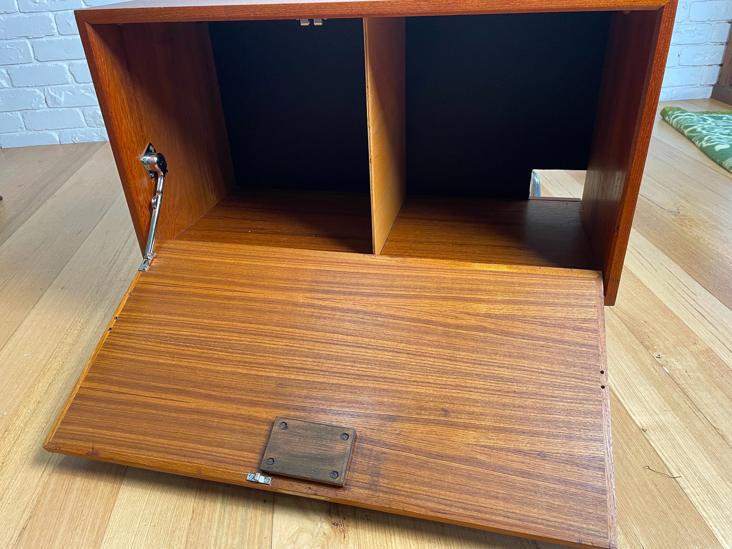 Vintage Danish Teak low cabinet / record hi fi storage by Poul Cadovius