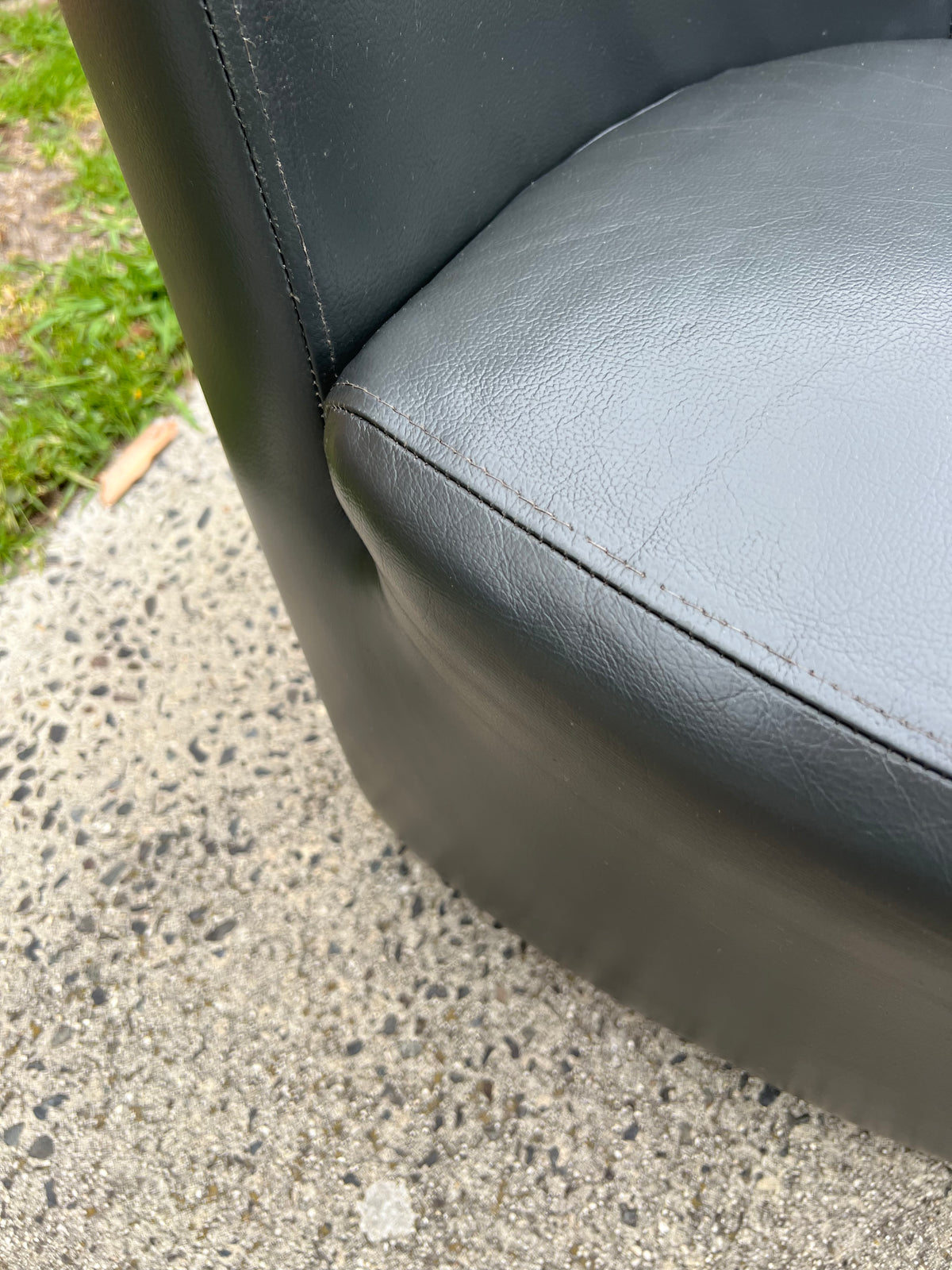 Vintage Pietro Arosio for Tacchini tub armchair leather & wool by Stylecraft