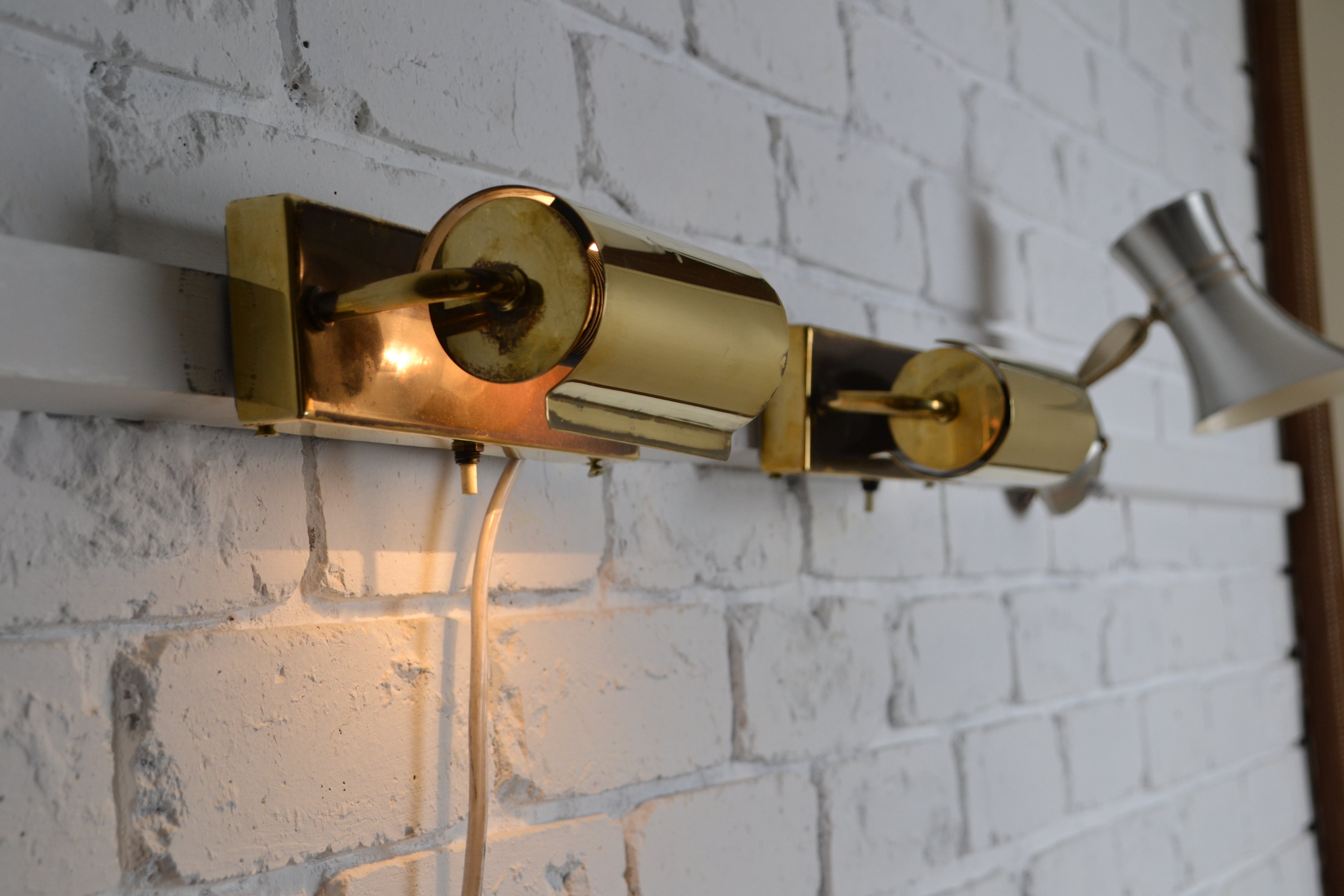 Mid century German wall picture lamp / sconce in brass